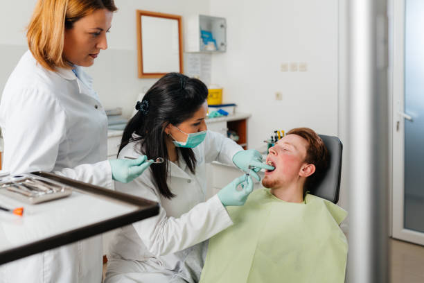 Best Broken or Cracked Tooth Emergency Dentist in Sullivan Gardens, TN